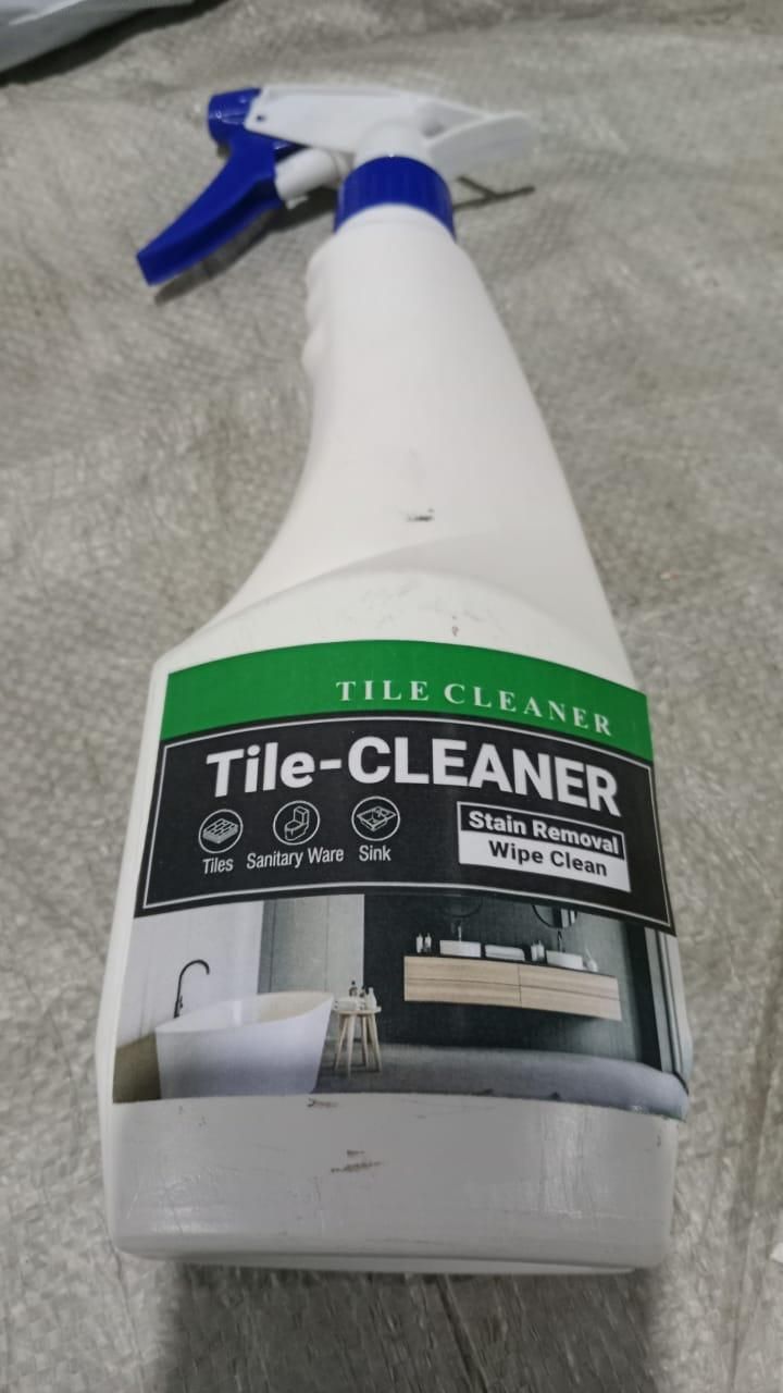 Multi Function Spray Liquid Tile Cleaner bottle