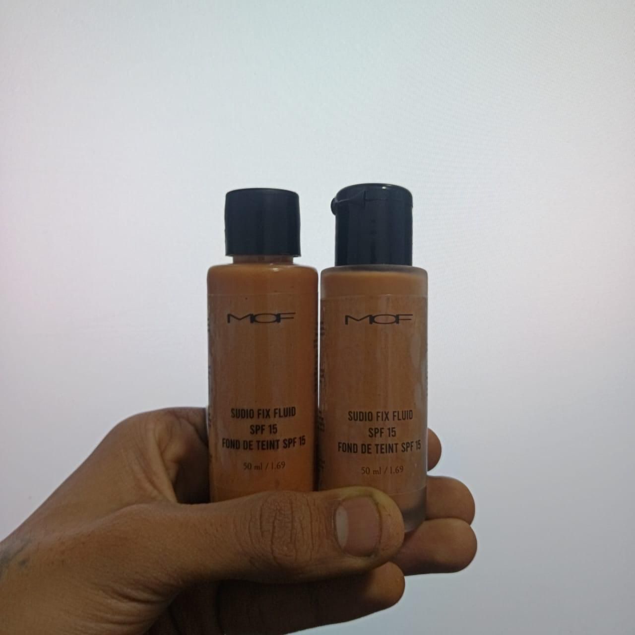 MOF Studio Fix Fluid SPF 15 actual image